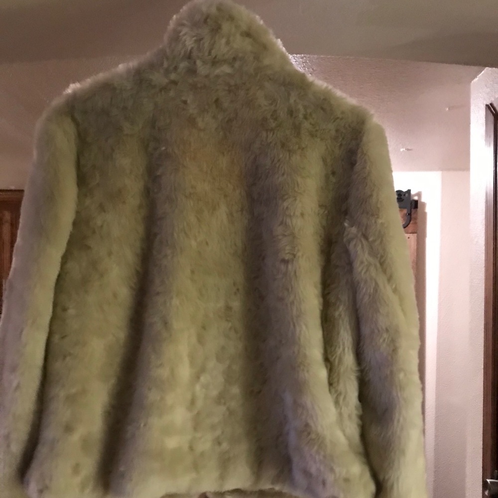Coat - Picture 2 of 2